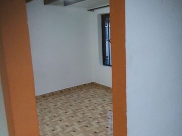 CASA PARA VENTA EN RUTA 30- MANIZALES