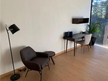 CASA AMUEBLADA, MODERNA CON VISTA AL BOSQUE