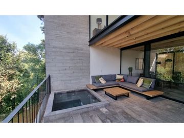 CASA AMUEBLADA, MODERNA CON VISTA AL BOSQUE