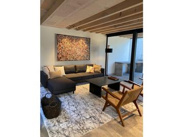 CASA AMUEBLADA, MODERNA CON VISTA AL BOSQUE