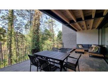 CASA AMUEBLADA, MODERNA CON VISTA AL BOSQUE