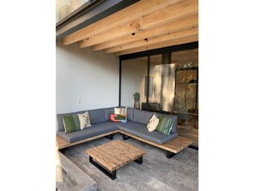 CASA AMUEBLADA, MODERNA CON VISTA AL BOSQUE