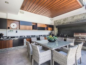 Casa de Lujo en Venta en Parque Virreyes