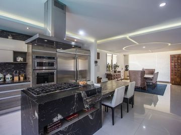 Casa de Lujo en Venta en Parque Virreyes