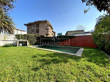 Casa en Venta en Irarrázabal