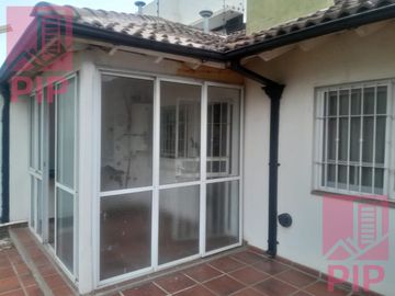 Casa  en Venta Ituzaingo / Ituzaingo (B110 1010)