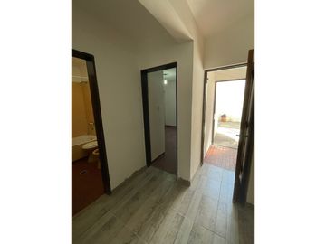 CASA 2 DORM C/PATIO - RES V SARSFIELD