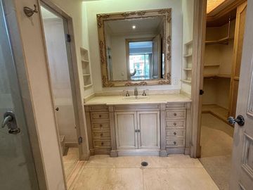 Departamento en Venta en Bosques de las Lomas Real del Bosque (m2d3255)