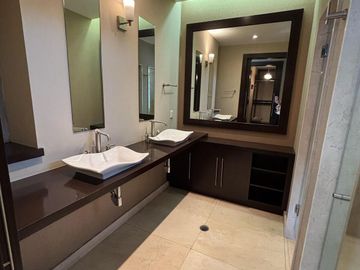 Departamento en Venta en Bosques de las Lomas Real del Bosque (m2d3255)
