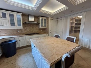 Departamento en Venta en Bosques de las Lomas Real del Bosque (m2d3255)