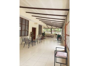 CASA DE CAMPO FAMILIAR EN SAN ANTONIO DE CUMBAZA