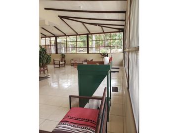 CASA DE CAMPO FAMILIAR EN SAN ANTONIO DE CUMBAZA