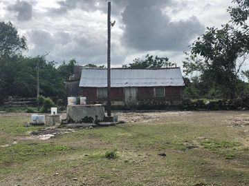 Rancho en Yucatán al sur de Dzilam de Bravo y al este de Yalsihon