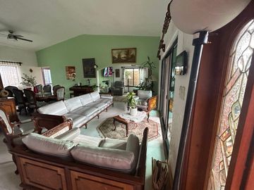 Venta Casa  de Un Nivel, Fraccionamiento con Seguridad, Junto al Río en Temixco Morelos