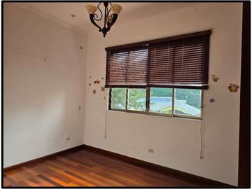 VENTA DE HERMOSA CASA EN BOQUETE (OF)