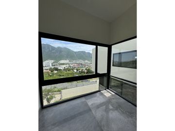 Casa en Venta Loma Bonita Carretera Nacional en Monterrey