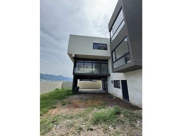 Casa en Venta Loma Bonita Carretera Nacional en Monterrey