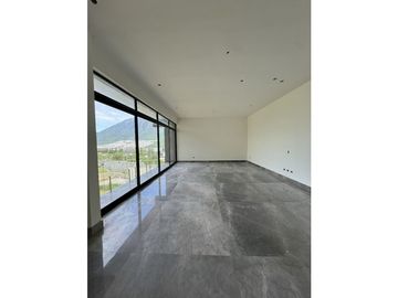 Casa en Venta Loma Bonita Carretera Nacional en Monterrey