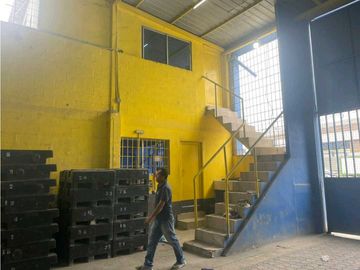 En venta Galpón Industrial en Duran