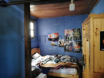 Vendo Casa con locales Parque central