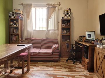Departamento en venta de 2 dormitorios en Parque Patricios
