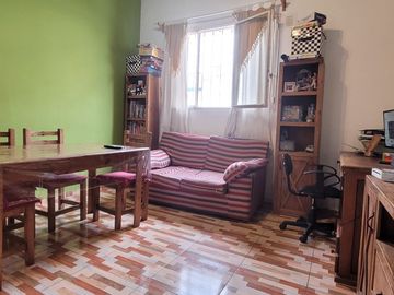 Departamento en venta de 2 dormitorios en Parque Patricios