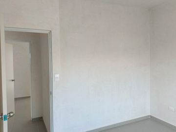 CASA RESIDENCIAL EN VENTA EN FRACC. VIBRANTA, GÓMEZ PALACIO,DGO.