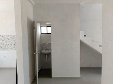 CASA RESIDENCIAL EN VENTA EN FRACC. VIBRANTA, GÓMEZ PALACIO,DGO.