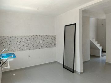 CASA RESIDENCIAL EN VENTA EN FRACC. VIBRANTA, GÓMEZ PALACIO,DGO.