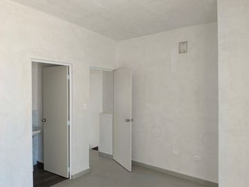 CASA RESIDENCIAL EN VENTA EN FRACC. VIBRANTA, GÓMEZ PALACIO,DGO.