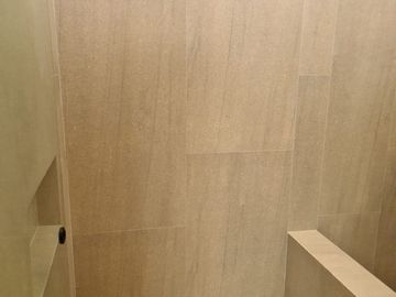 Casa en Venta en Lomas del Campanario, 4ta Recamara en PB,  3 Niveles, DOBLE ALT