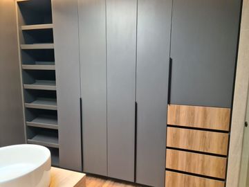 Casa en Venta en Lomas del Campanario, 4ta Recamara en PB,  3 Niveles, DOBLE ALT