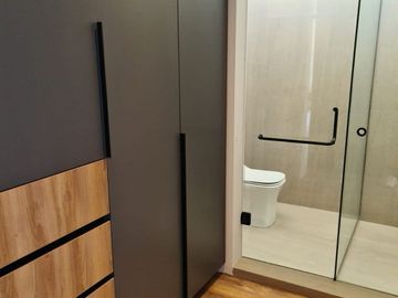 Casa en Venta en Lomas del Campanario, 4ta Recamara en PB,  3 Niveles, DOBLE ALT