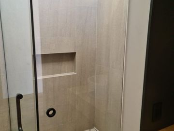 Casa en Venta en Lomas del Campanario, 4ta Recamara en PB,  3 Niveles, DOBLE ALT