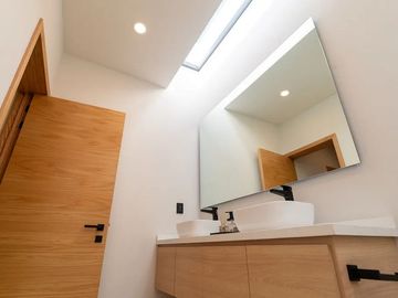Casa en venta nueva a media cuadra de Ave. Tecnológico, cerca de Ave. Estado de México y del Parque Bicentenario