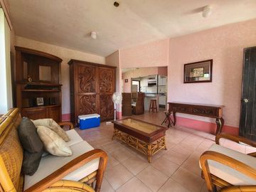 OPORTUNIDAD!! Desarrollo con 7 villas con muelle sobre laguna Pie de la Cuesta