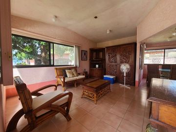 OPORTUNIDAD!! Desarrollo con 7 villas con muelle sobre laguna Pie de la Cuesta