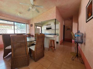 OPORTUNIDAD!! Desarrollo con 7 villas con muelle sobre laguna Pie de la Cuesta