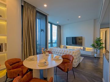 2 Bedroom Condo for sale at The Esse Sukhumvit 36