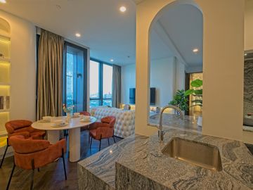 2 Bedroom Condo for sale at The Esse Sukhumvit 36