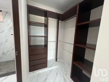 Departamento de 2 recámaras en Avenida Huayacan Cancún