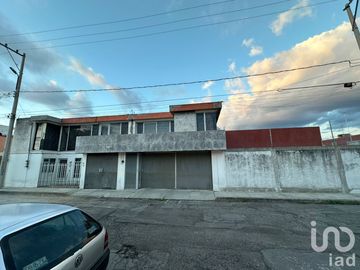 Casa en venta en Colonia Resurgimiento