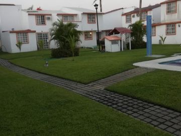 VENTA DE CASA EN FRACCIONAMIENTO JOYAS DEL MARQUEZ , ACAPULCO GUERRERO