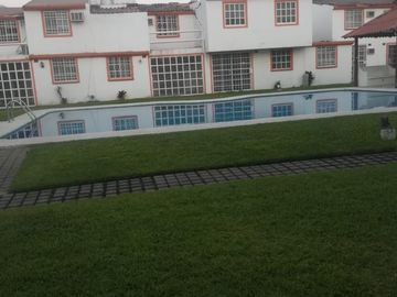 VENTA DE CASA EN FRACCIONAMIENTO JOYAS DEL MARQUEZ , ACAPULCO GUERRERO