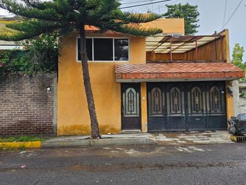 CASA EN VENTA EN JARDINES DE MORELOS, SECCIÓN BOSQUES, ECATEPEC DE MORELOS
