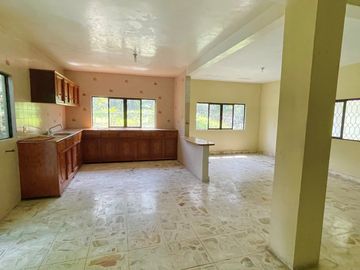 Venta de Casa con jardín y árboles frutales, Temixco, Morelos