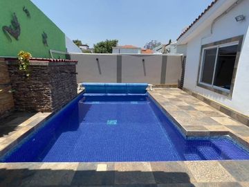VENTA CASA UNIVEL, MAGNÍFICA, LOMAS DE COCOYOC