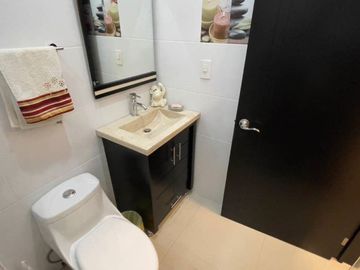VENTA CASA UNIVEL, MAGNÍFICA, LOMAS DE COCOYOC