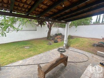 HERMOSA CASA EN AJIJIC