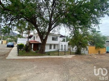 HERMOSA CASA EN AJIJIC